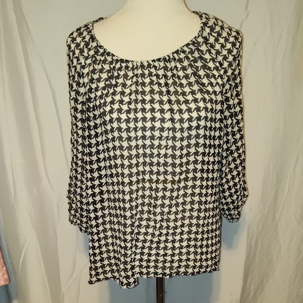 Talbots Black/ White Houndstooth Lightweight Sheer Silk Cover Top Size XL Petite